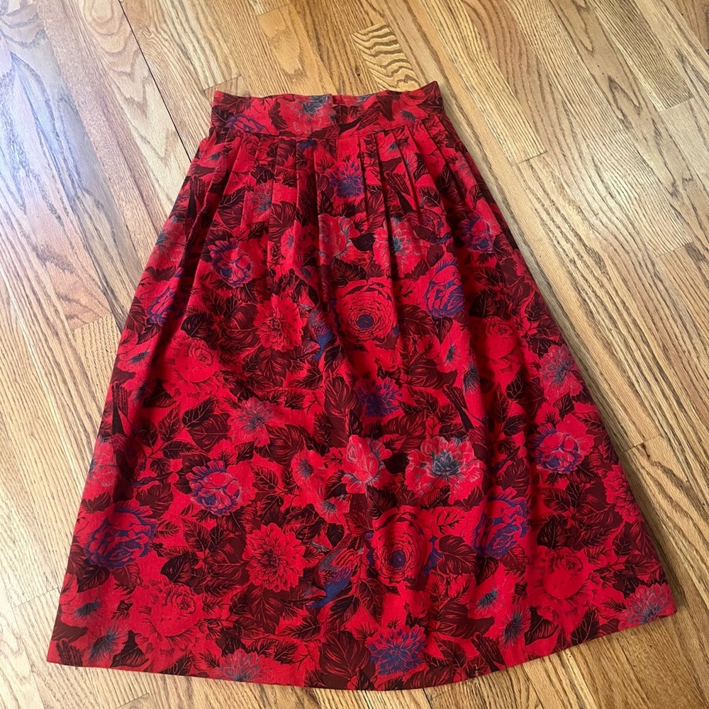 Rare Flora and Fauna Vintage Pleated 
Red Wool Skirt 1970s 70s bin5